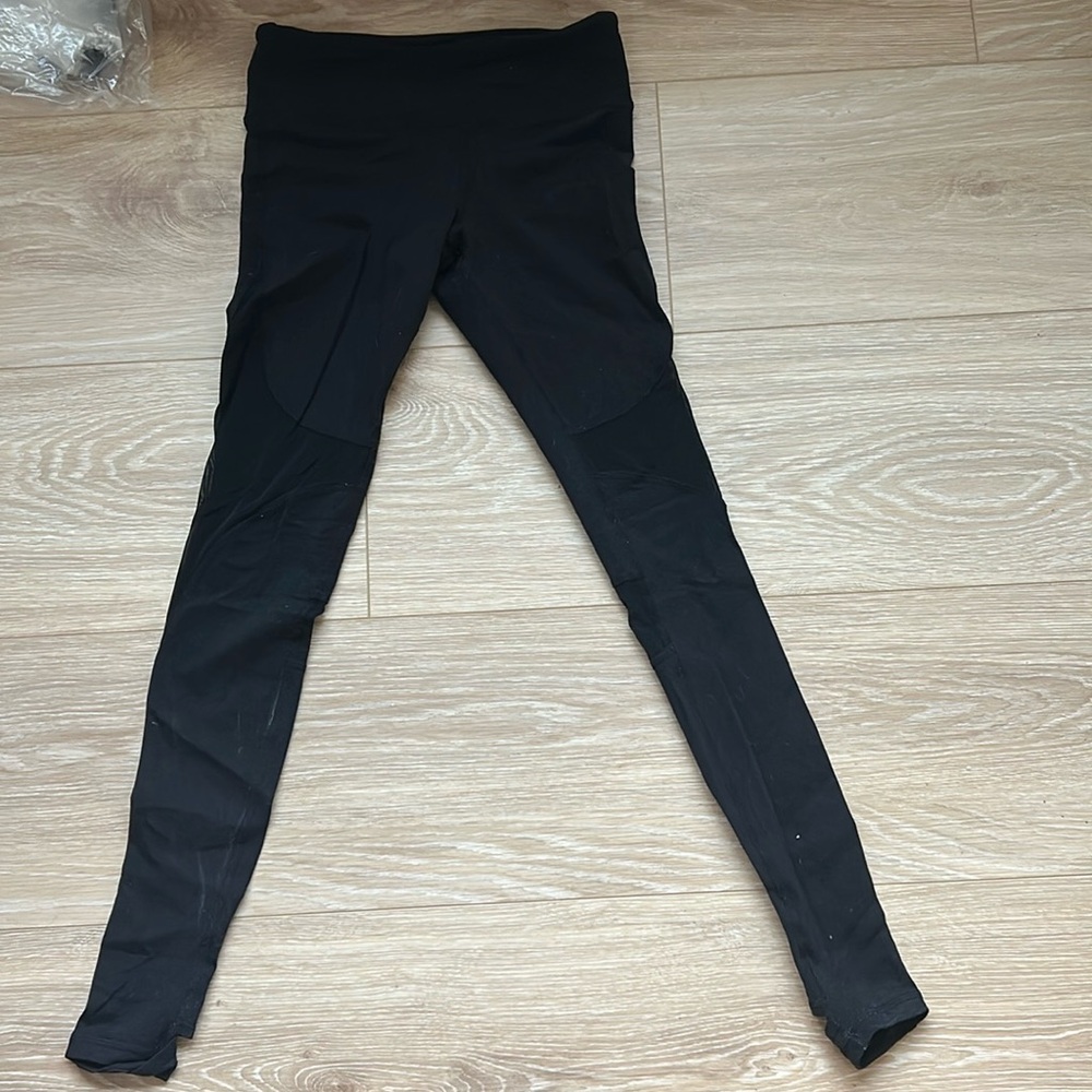 Also yoga pants